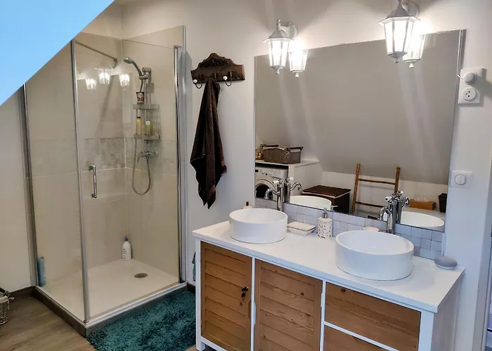 Rare A - Maison Neuve Avec Piscine Et Jardin Feriehus *