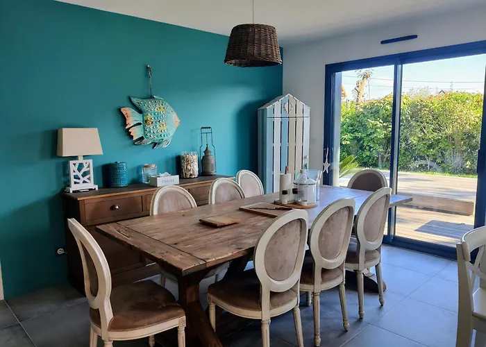 Rare A - Maison Neuve Avec Piscine Et Jardin *