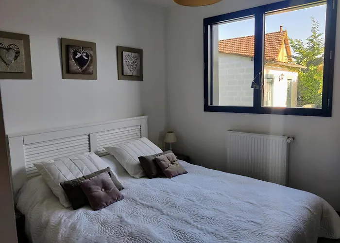 Dom wakacyjny Rare A - Maison Neuve Avec Piscine Et Jardin *